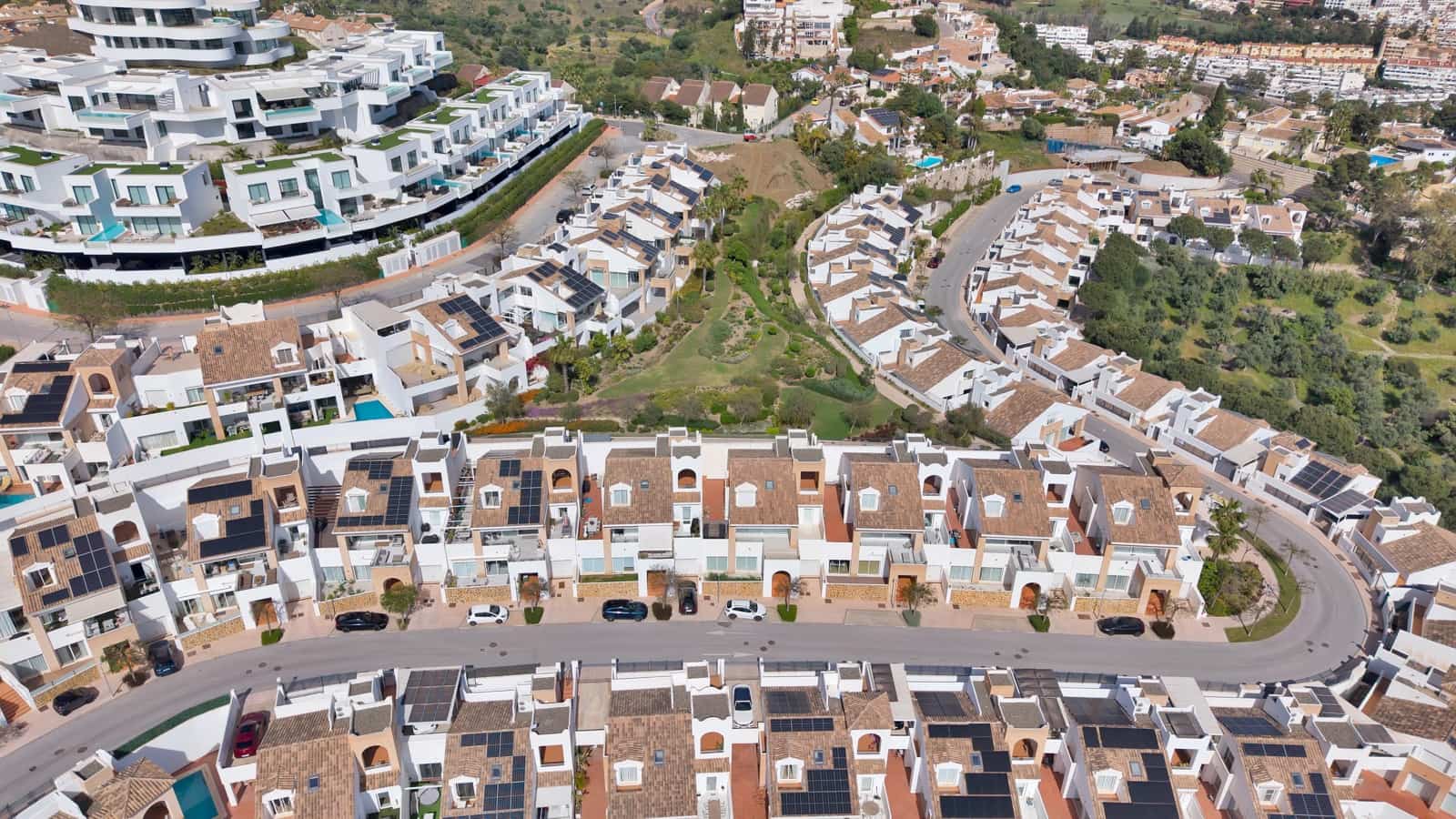 3 makuuhuone Huvila myytävänä paikassa Torremuelle mukana uima-altaan - 1 200 000 € (Ref: 9806661)