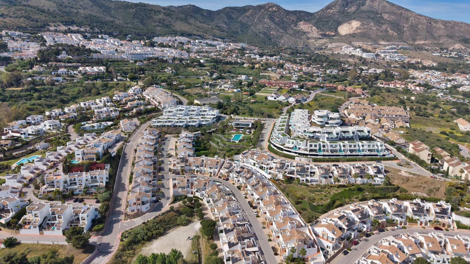 3 makuuhuone Huvila myytävänä paikassa Torremuelle mukana uima-altaan - 1 200 000 € (Ref: 9806661)