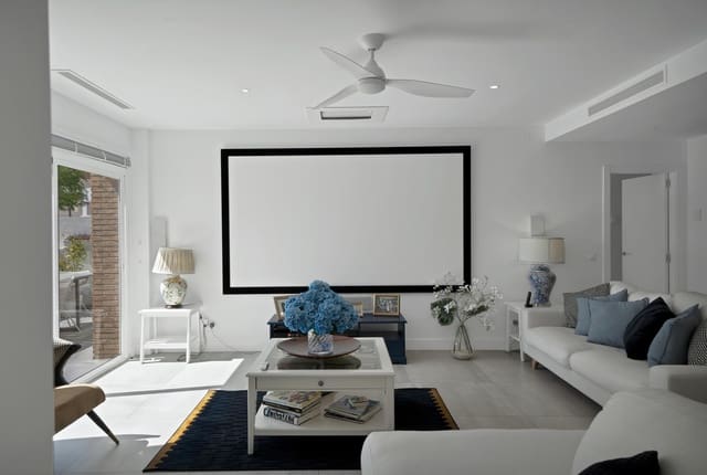 3 makuuhuone Huvila myytävänä paikassa Torremuelle, Benalmádena mukana uima-altaan - 1 200 000 € (Ref: 9806661)