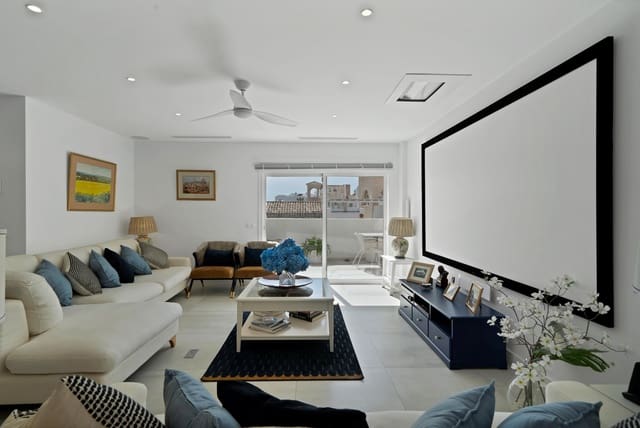 3 makuuhuone Huvila myytävänä paikassa Torremuelle, Benalmádena mukana uima-altaan - 1 200 000 € (Ref: 9806661)