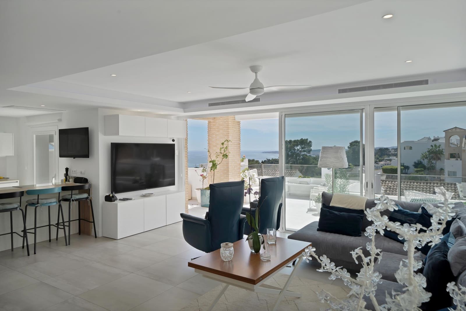 3 makuuhuone Huvila myytävänä paikassa Torremuelle mukana uima-altaan - 1 200 000 € (Ref: 9806661)