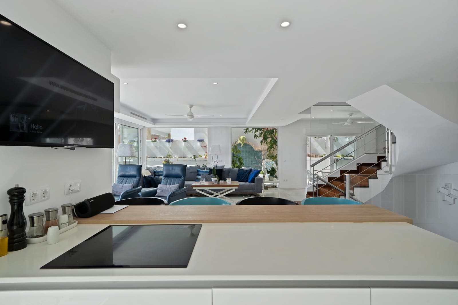 3 makuuhuone Huvila myytävänä paikassa Torremuelle mukana uima-altaan - 1 200 000 € (Ref: 9806661)