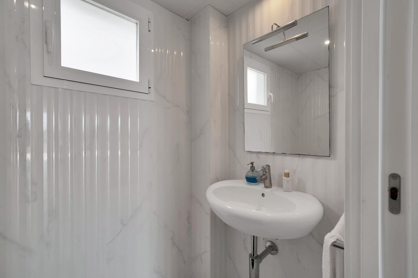 3 makuuhuone Huvila myytävänä paikassa Torremuelle mukana uima-altaan - 1 200 000 € (Ref: 9806661)