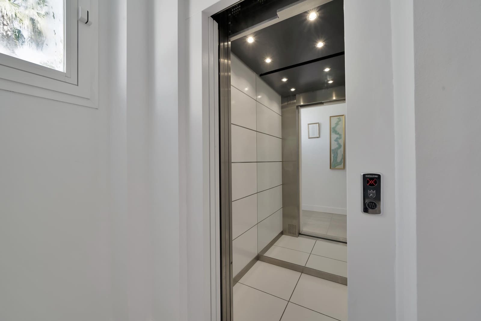 3 makuuhuone Huvila myytävänä paikassa Torremuelle mukana uima-altaan - 1 200 000 € (Ref: 9806661)