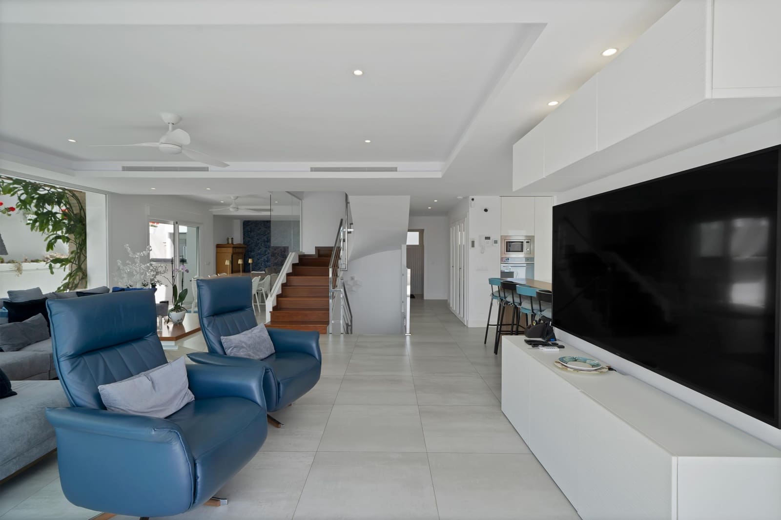 3 makuuhuone Huvila myytävänä paikassa Torremuelle mukana uima-altaan - 1 200 000 € (Ref: 9806661)