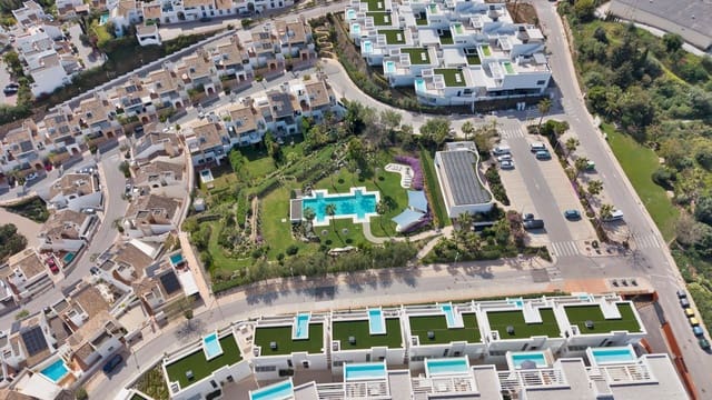 3 makuuhuone Huvila myytävänä paikassa Torremuelle, Benalmádena mukana uima-altaan - 1 200 000 € (Ref: 9806661)