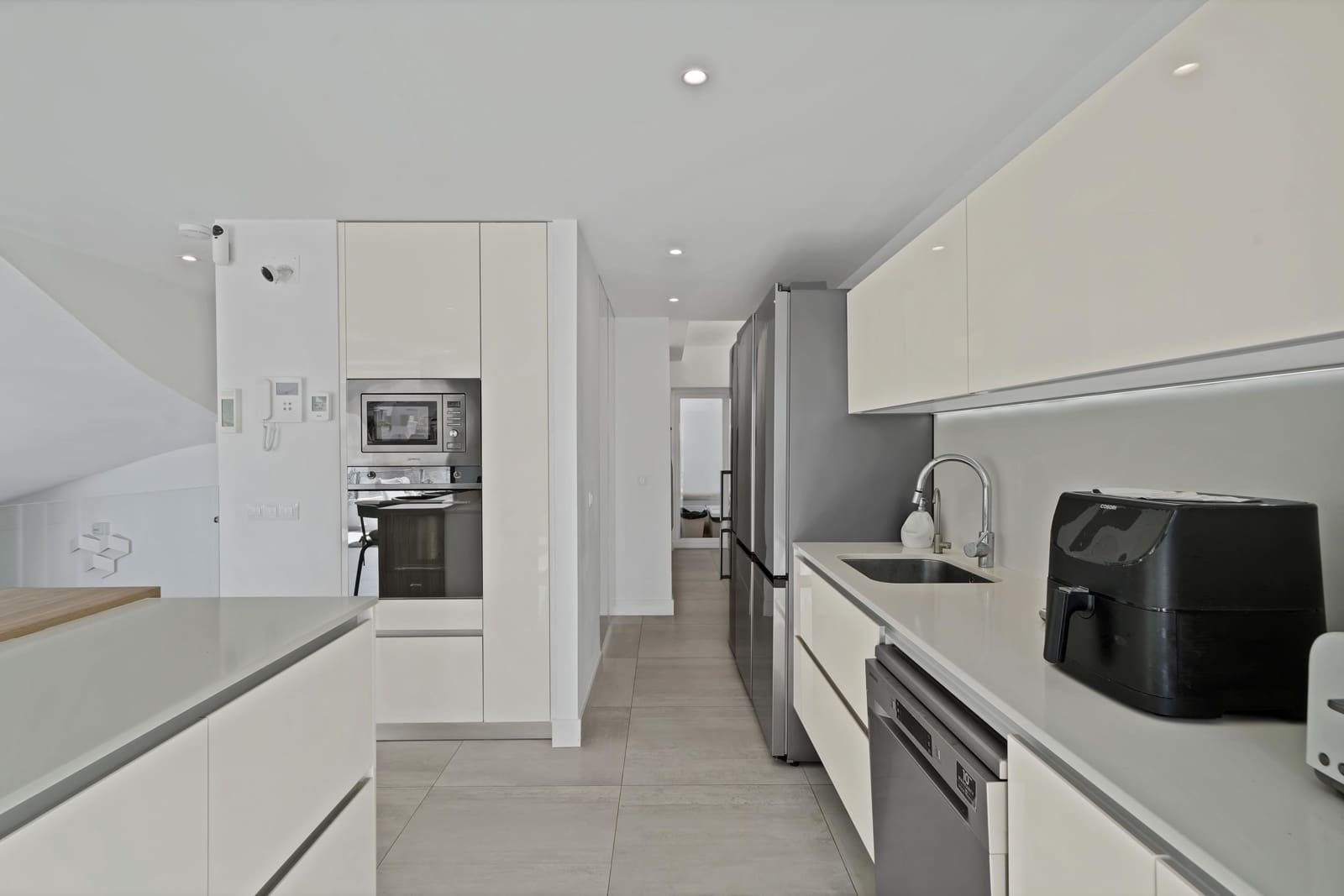 3 bedroom Villa for sale in Benalmadena with pool garage - € 1,150,000 (Ref: 9806661)