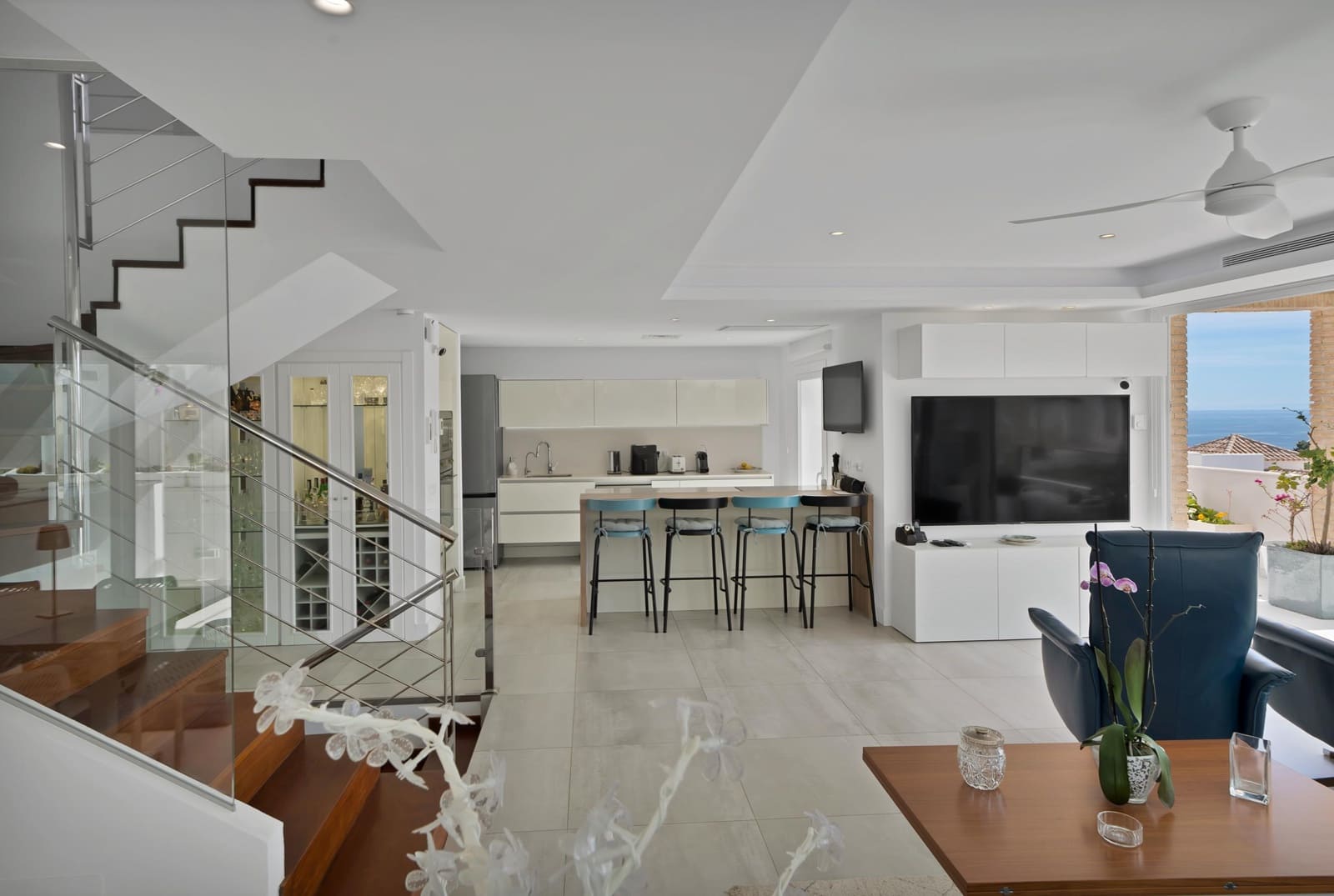 3 bedroom Villa for sale in Benalmadena with pool garage - € 1,150,000 (Ref: 9806661)