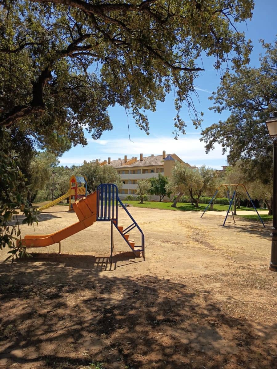 Appartement de 2 chambres à louer à Marbella avec piscine garage - 1 600 € (Ref: 9806662)