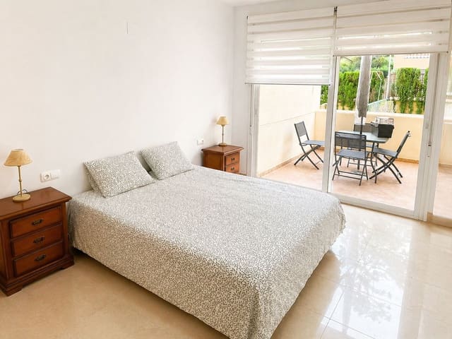 2 bedroom Apartment for rent in Marbella with pool garage - € 1,600 (Ref: 9806662)
