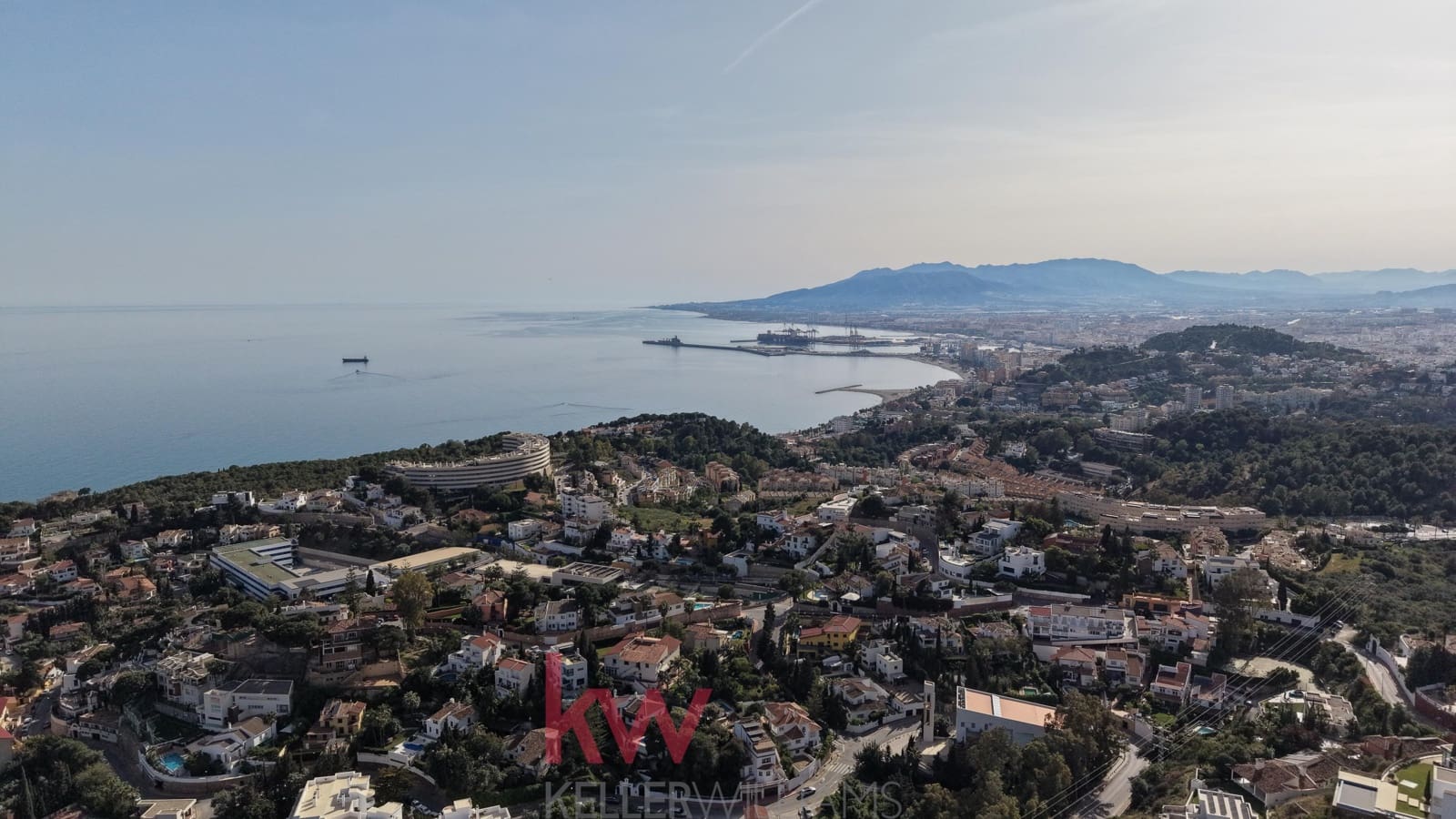 6 sypialnia Willa na sprzedaż w Miasto Malaga z basenem garażem - 1 950 000 € (Ref: 9808190)