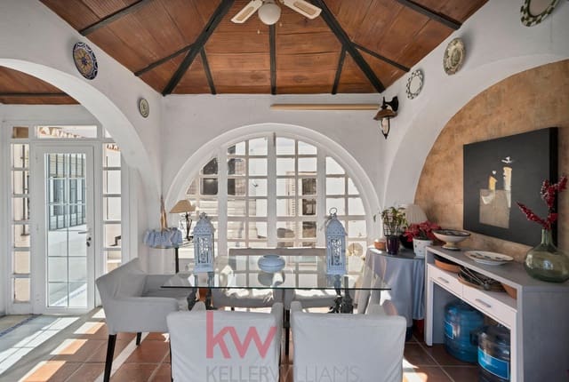 6 soveværelse Villa til salg i Málaga by med swimmingpool garage - € 1.950.000 (Ref: 9808190)