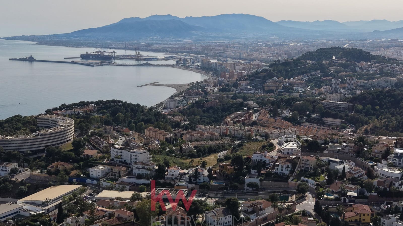 6 sypialnia Willa na sprzedaż w Miasto Malaga z basenem garażem - 1 950 000 € (Ref: 9808190)