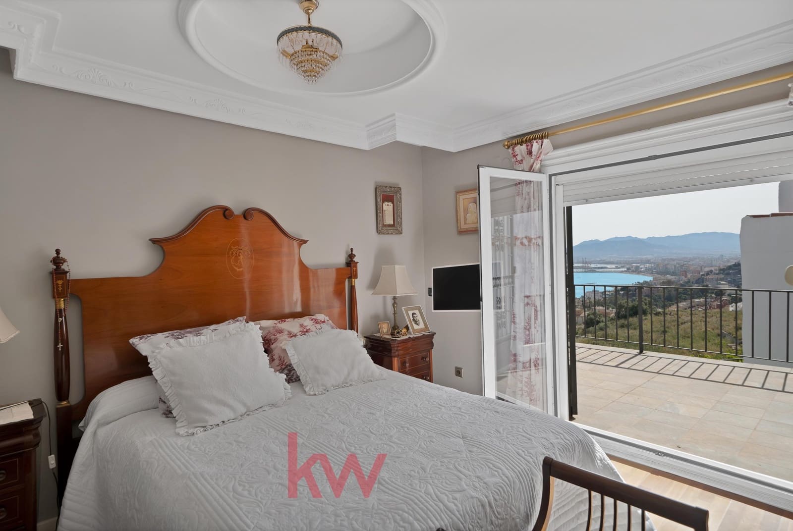 6 sypialnia Willa na sprzedaż w Miasto Malaga z basenem garażem - 1 950 000 € (Ref: 9808190)