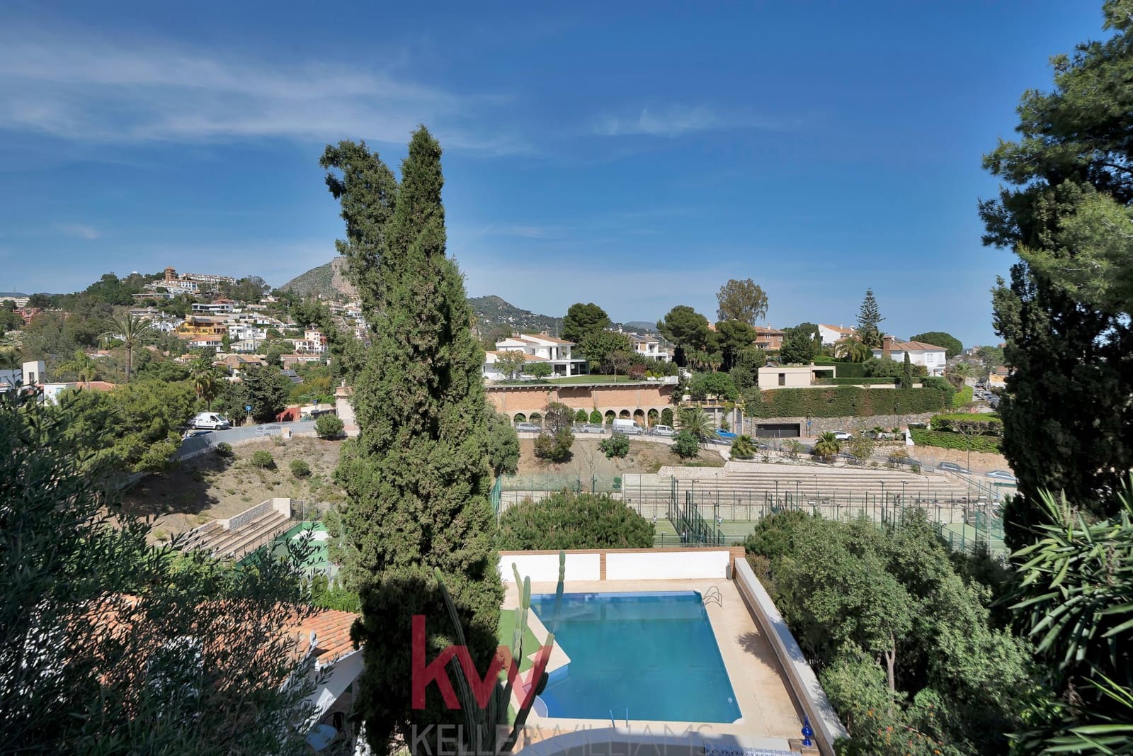 6 sypialnia Willa na sprzedaż w Miasto Malaga z basenem garażem - 1 950 000 € (Ref: 9808190)