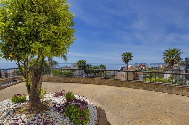 3 sypialnia Apartament na sprzedaż w Nueva Torrequebrada, Benalmádena z basenem - 319 000 € (Ref: 9812316)
