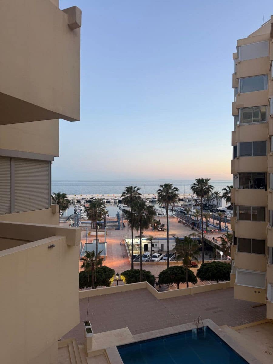 2 slaapkamer Appartement te koop in Marbella - € 485.000 (Ref: 9816042)