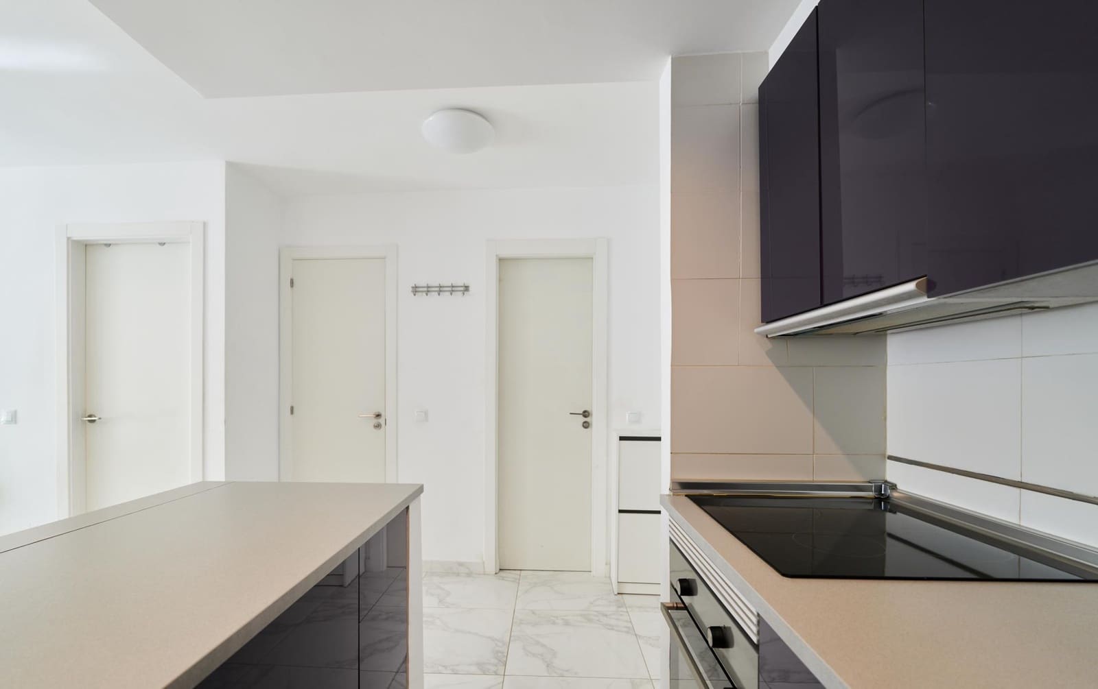 2 slaapkamer Appartement te koop in Marbella - € 485.000 (Ref: 9816042)