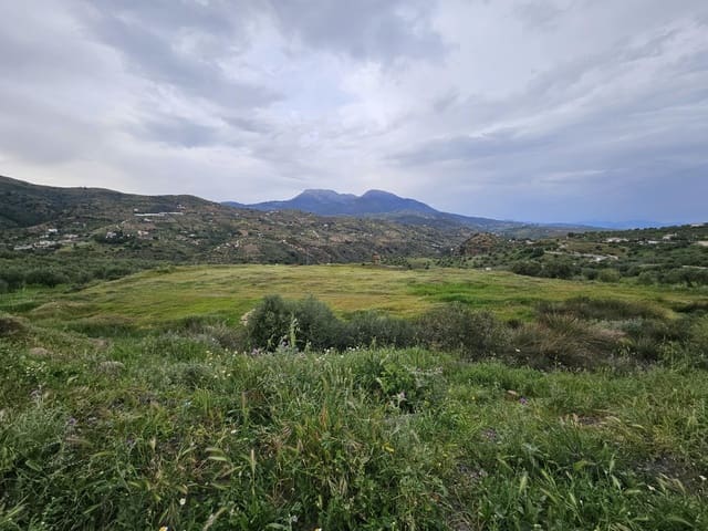 Ubebygd land til salgs i Tolox - € 700 000 (Ref: 9820400)