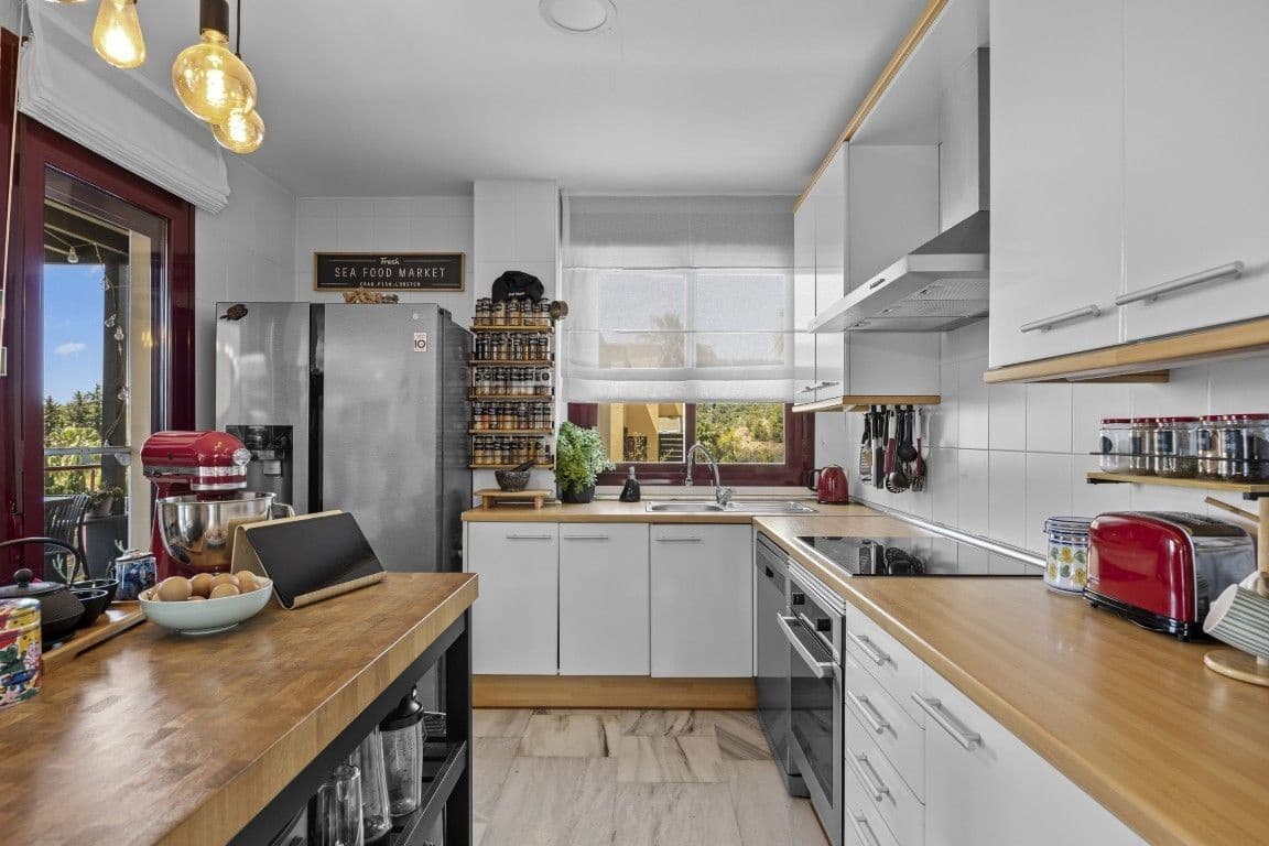 3 soveværelse Villa til salg i Los Flamingos med swimmingpool garage - € 585.000 (Ref: 9825052)