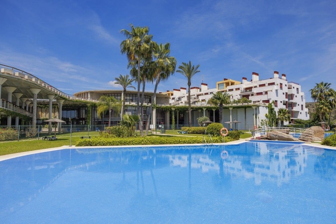 3 soveværelse Villa til salg i Los Flamingos med swimmingpool garage - € 585.000 (Ref: 9825052)