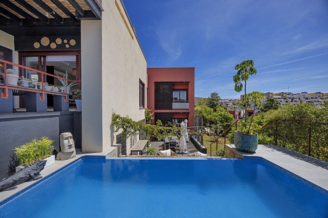 3 soveværelse Villa til salg i Los Flamingos med swimmingpool garage - € 585.000 (Ref: 9825052)