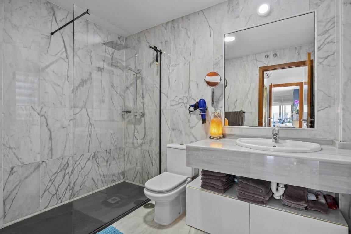 3 soveværelse Villa til salg i Los Flamingos med swimmingpool garage - € 585.000 (Ref: 9825052)