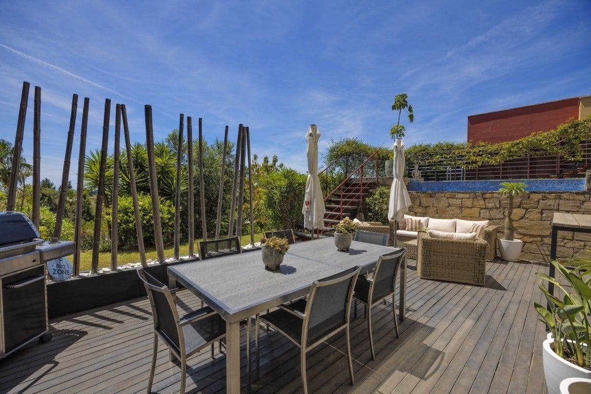 3 soveværelse Villa til salg i Los Flamingos med swimmingpool garage - € 585.000 (Ref: 9825052)