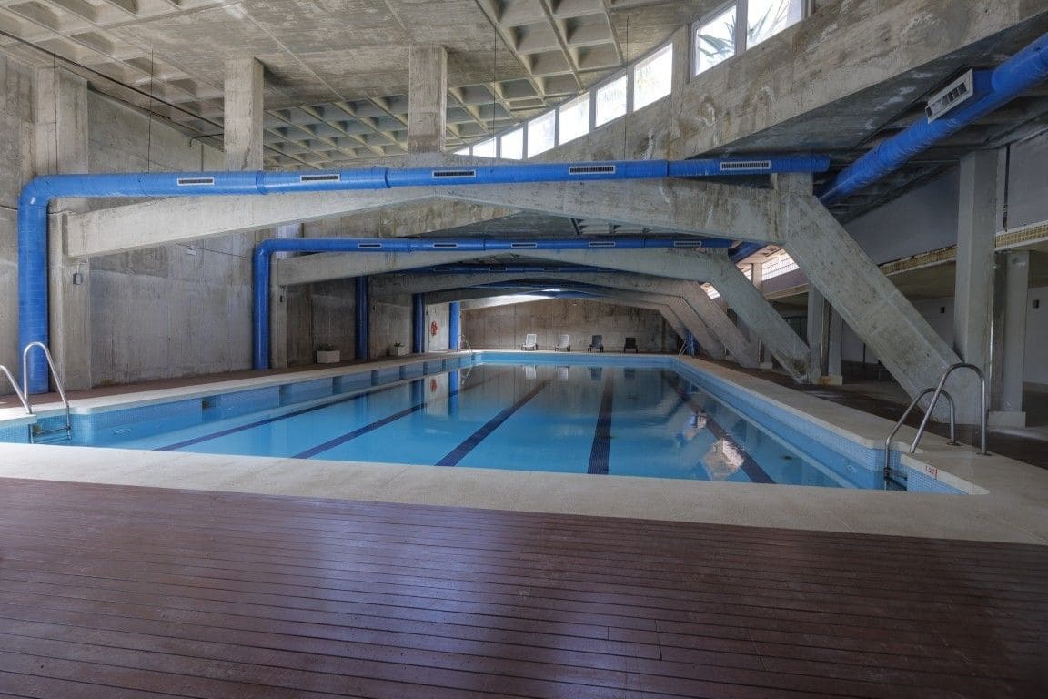 3 soveværelse Villa til salg i Los Flamingos med swimmingpool garage - € 585.000 (Ref: 9825052)