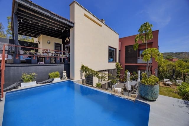 3 soveværelse Villa til salg i Los Flamingos, Benahavís med swimmingpool garage - € 585.000 (Ref: 9825052)