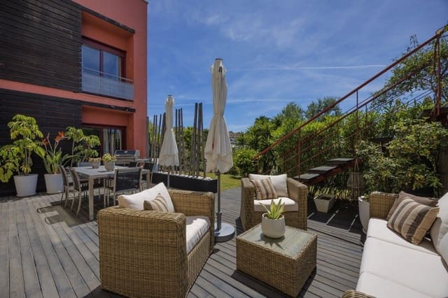 3 chambre Villa/Maison à vendre à Los Flamingos, Benahavís avec piscine garage - 585 000 € (Ref: 9825052)