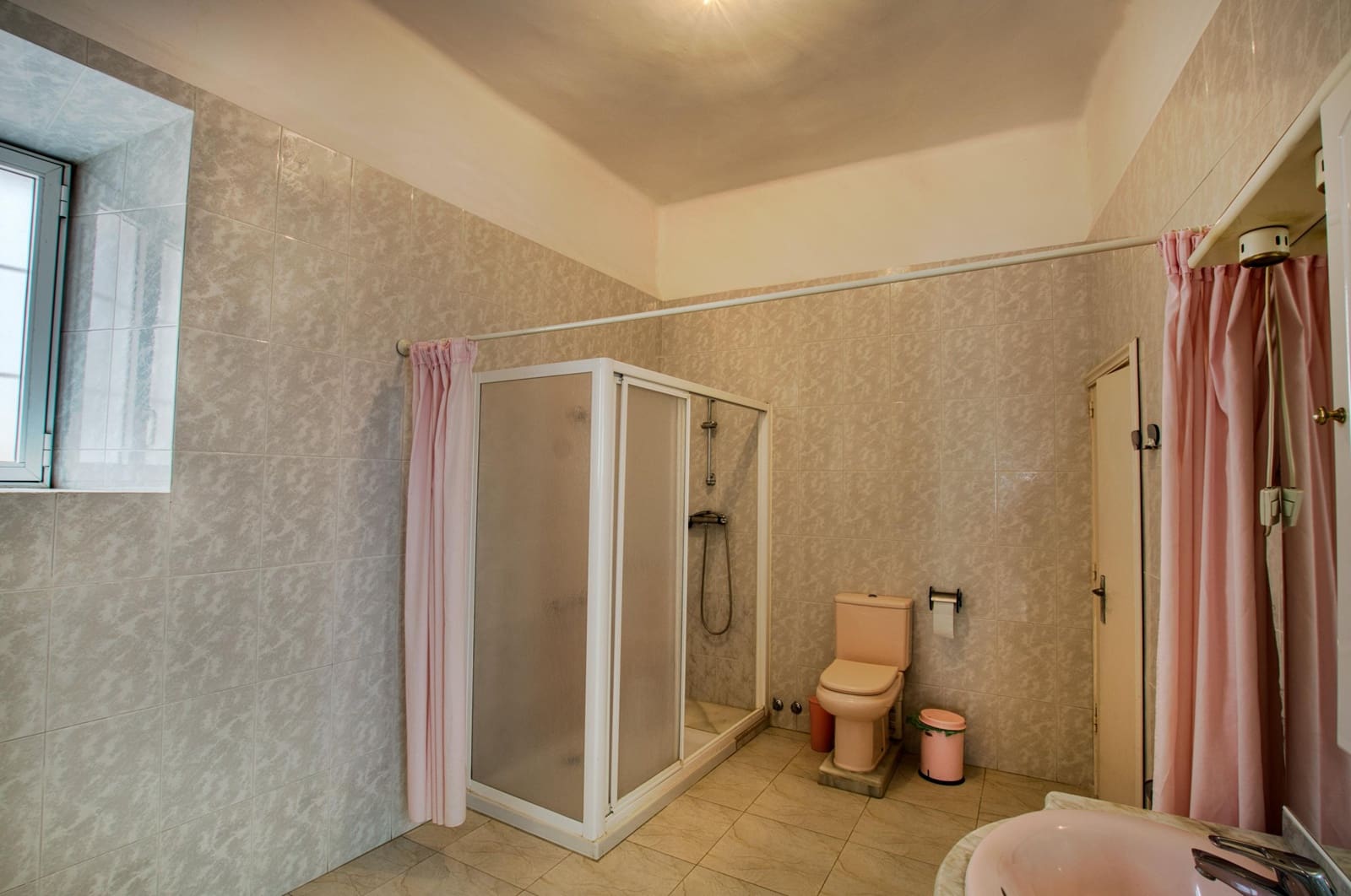 12 sovrum Radhus till salu i Velez-Malaga med pool - 1 100 000 € (Ref: 9831921)