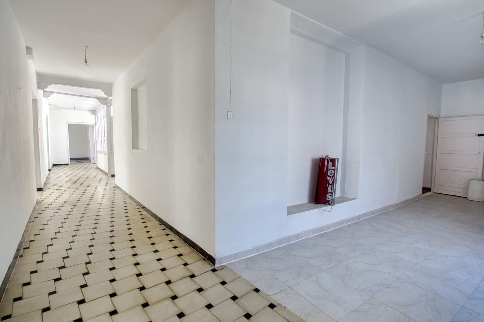 12 sovrum Radhus till salu i Velez-Malaga med pool - 1 100 000 € (Ref: 9831921)