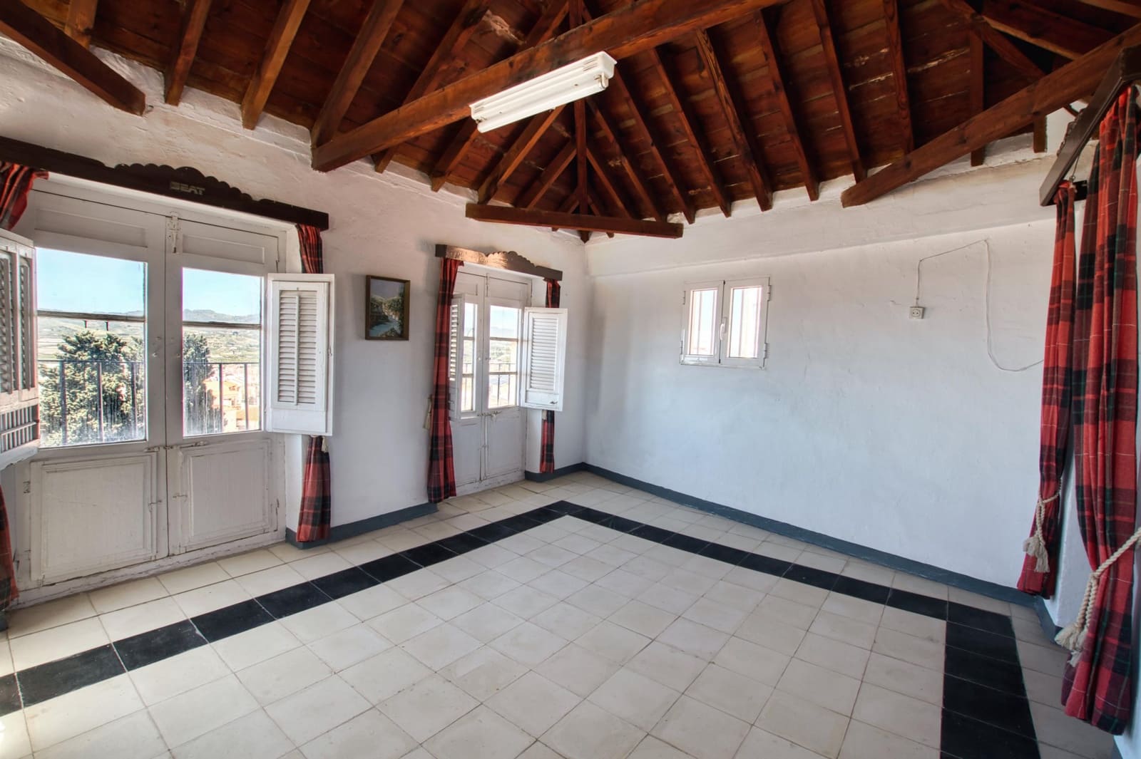 12 sovrum Radhus till salu i Velez-Malaga med pool - 1 100 000 € (Ref: 9831921)