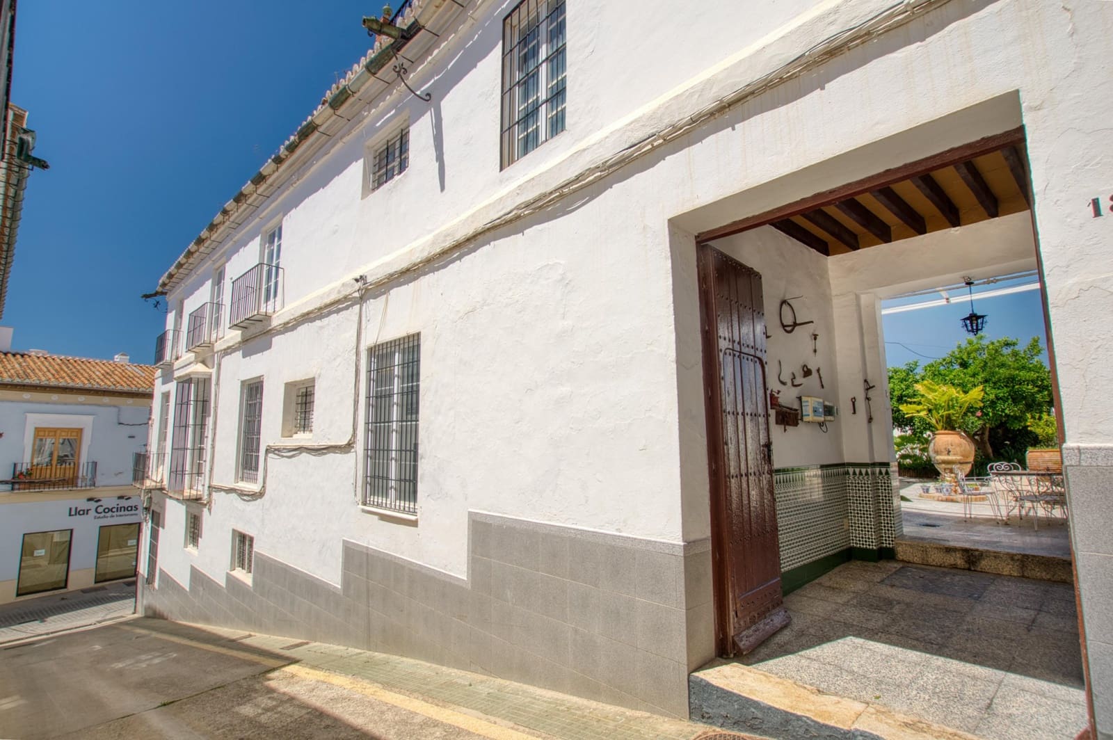12 sovrum Radhus till salu i Velez-Malaga med pool - 1 100 000 € (Ref: 9831921)