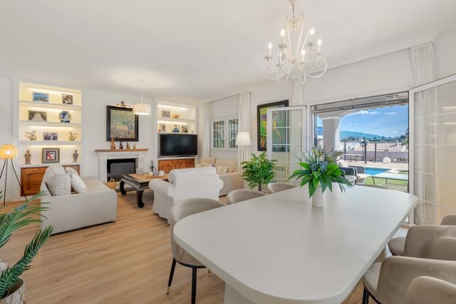 Chalet de 3 habitaciones en Atalaya-Isdabe, Estepona en venta con piscina garaje - 1.200.000 € (Ref: 9831922)
