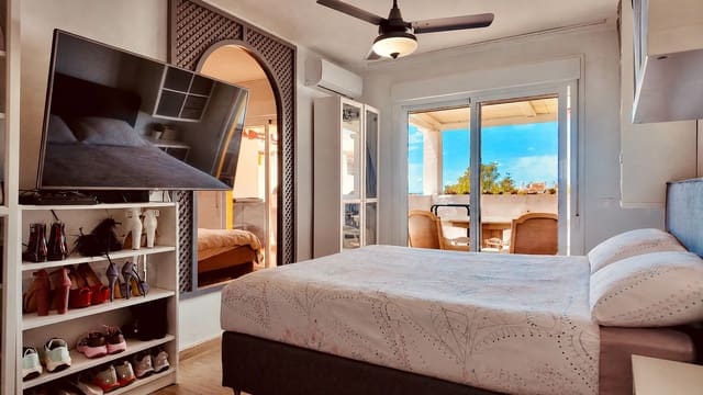 2 soveværelse Penthouse til salg i Nueva Atalaya, Estepona med swimmingpool garage - € 269.000 (Ref: 9839737)