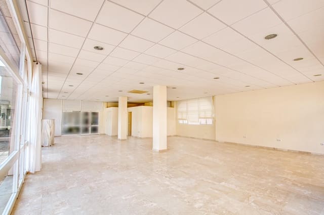 Local Comercial de 1 habitación en Centro Internacional, Torrox en venta - 850.000 € (Ref: 9849635)