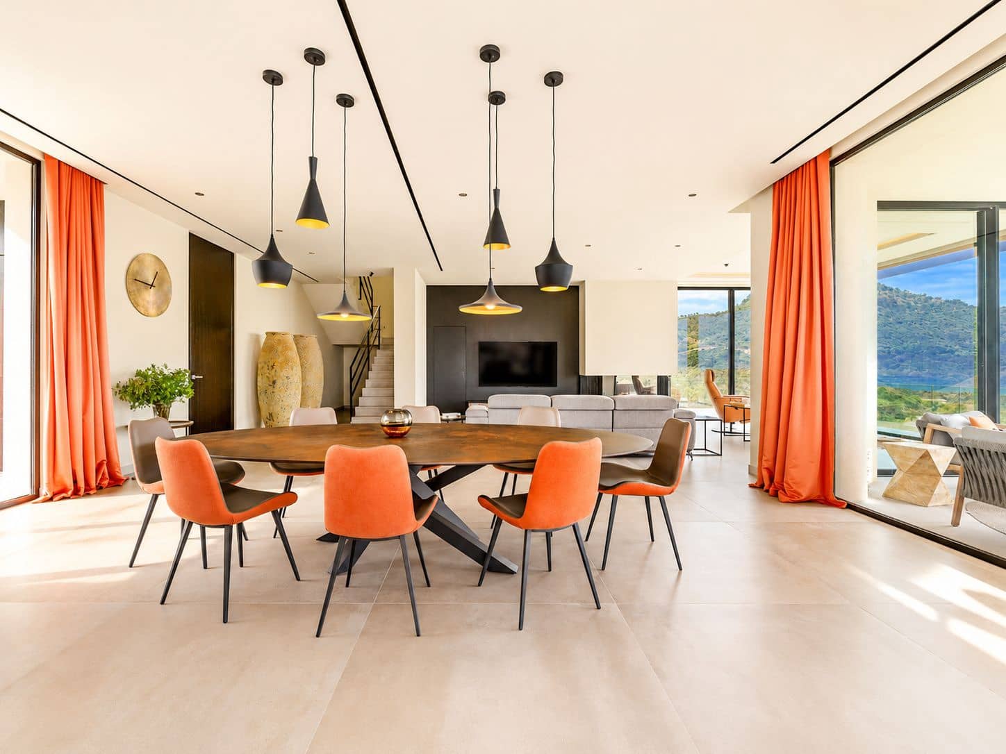 5 bedroom Villa for sale in Benahavis with pool garage - € 4,150,000 (Ref: 9849637)