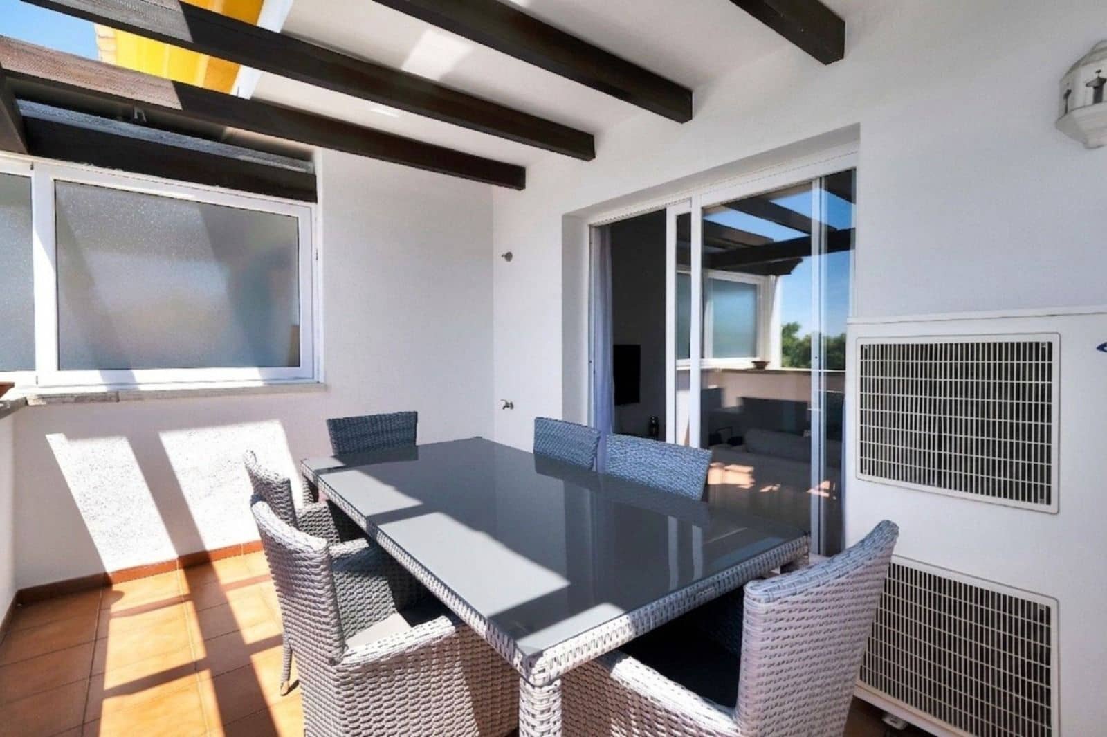 3 bedroom Penthouse for sale in Marbella with pool - € 649,000 (Ref: 9851956)