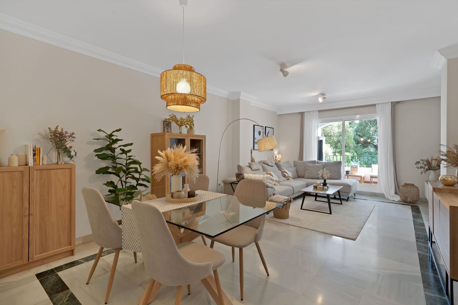 2 bedroom Apartment for sale in Marbella with pool garage - € 519,000 (Ref: 9855686)