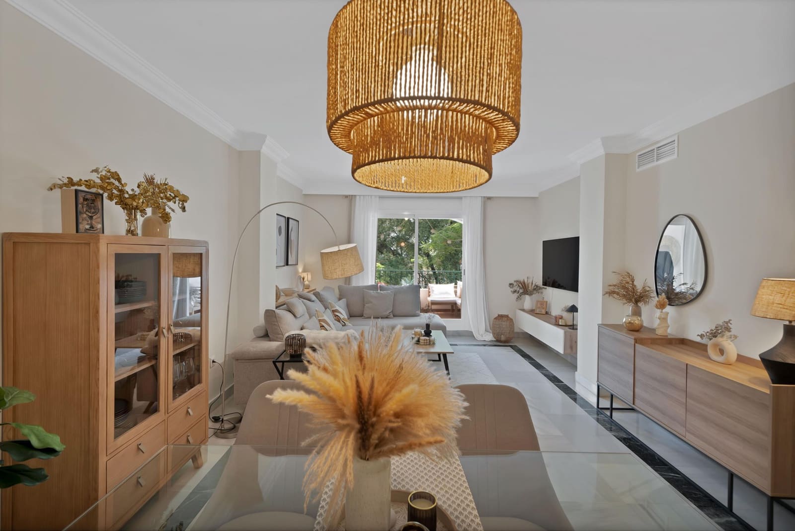 2 bedroom Apartment for sale in Marbella with pool garage - € 519,000 (Ref: 9855686)