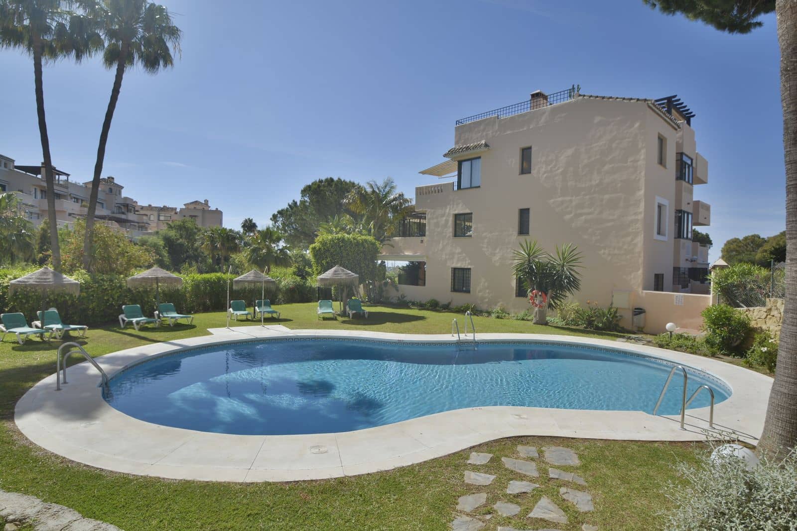 3 soverom Leilighet til salgs i Marbella med svømmebasseng - € 627 000 (Ref: 9860290)