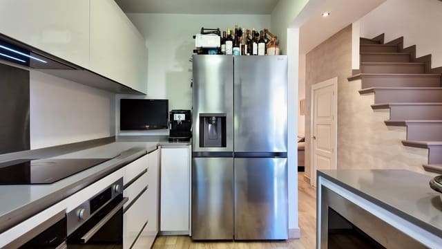 3 slaapkamer Rijtjeshuis te koop in Elviria, Marbella met zwembad - € 469.000 (Ref: 9862051)