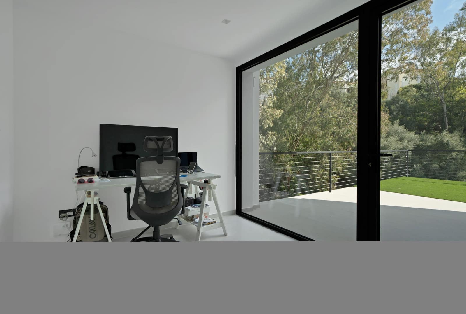 4 bedroom Villa for rent in Benahavis with pool garage - € 9,800 (Ref: 9867276)