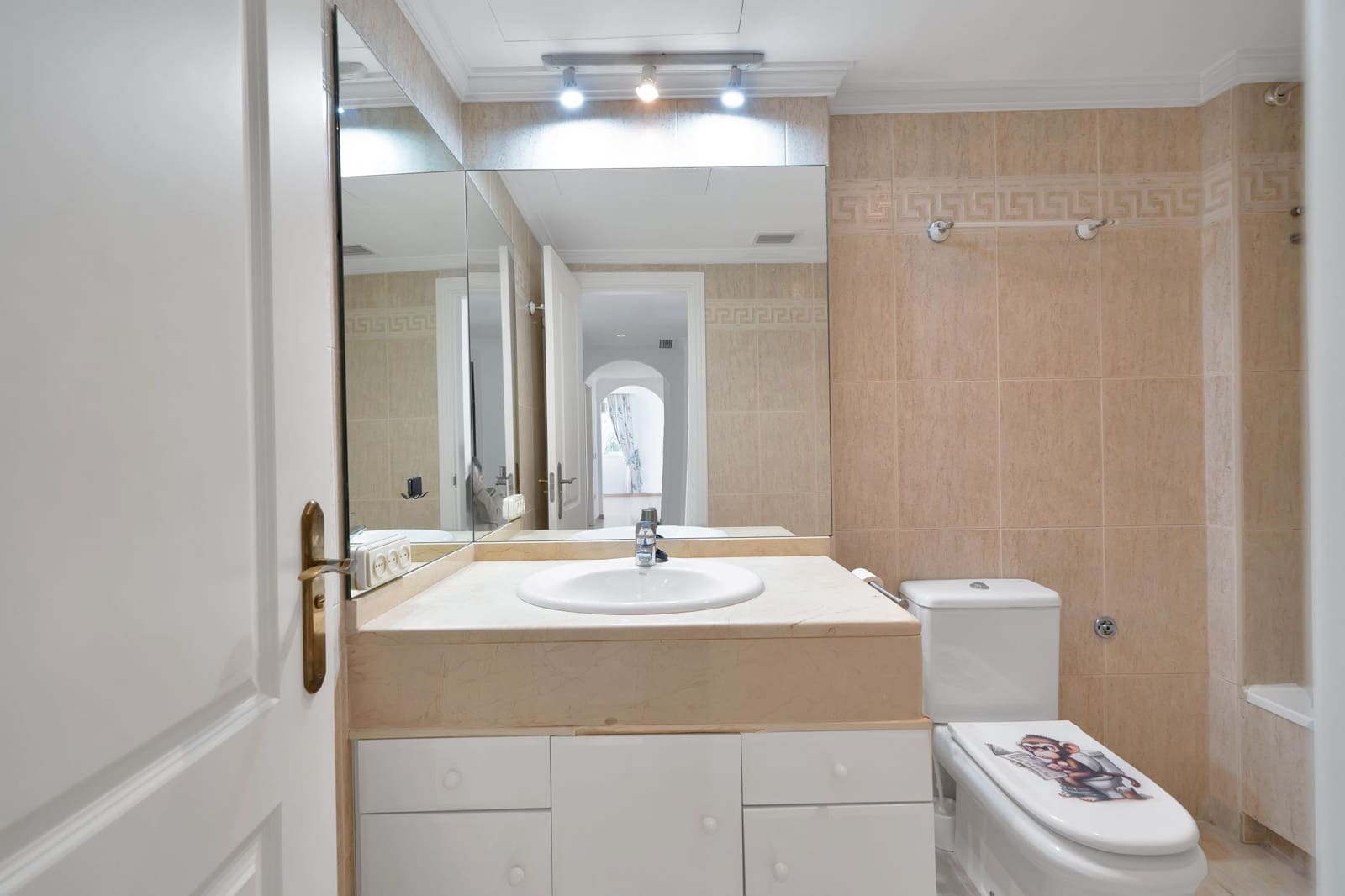 3 bedroom Apartment for sale in Marbella with pool garage - € 519,500 (Ref: 9867277)