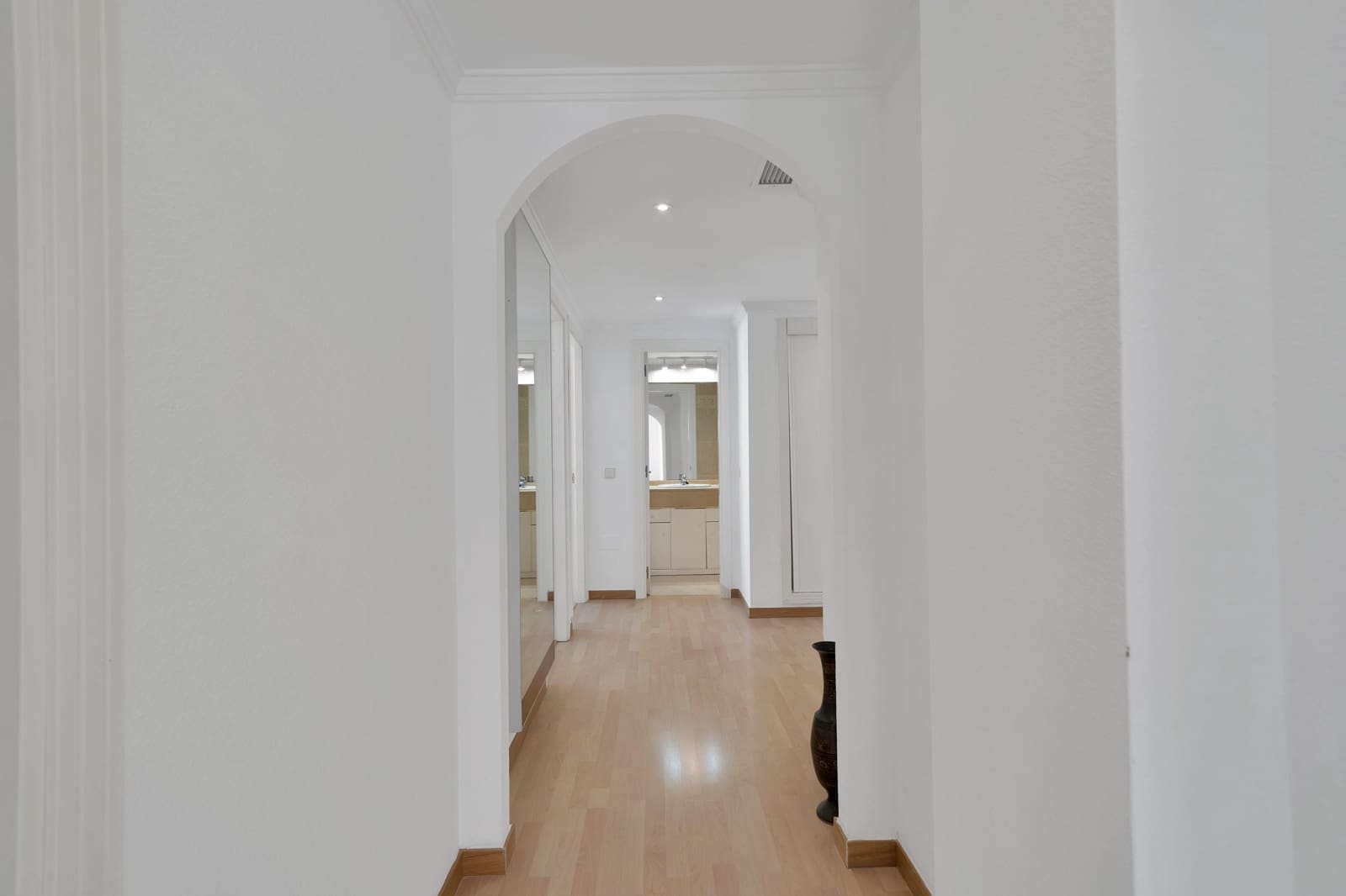 3 bedroom Apartment for sale in Marbella with pool garage - € 519,500 (Ref: 9867277)