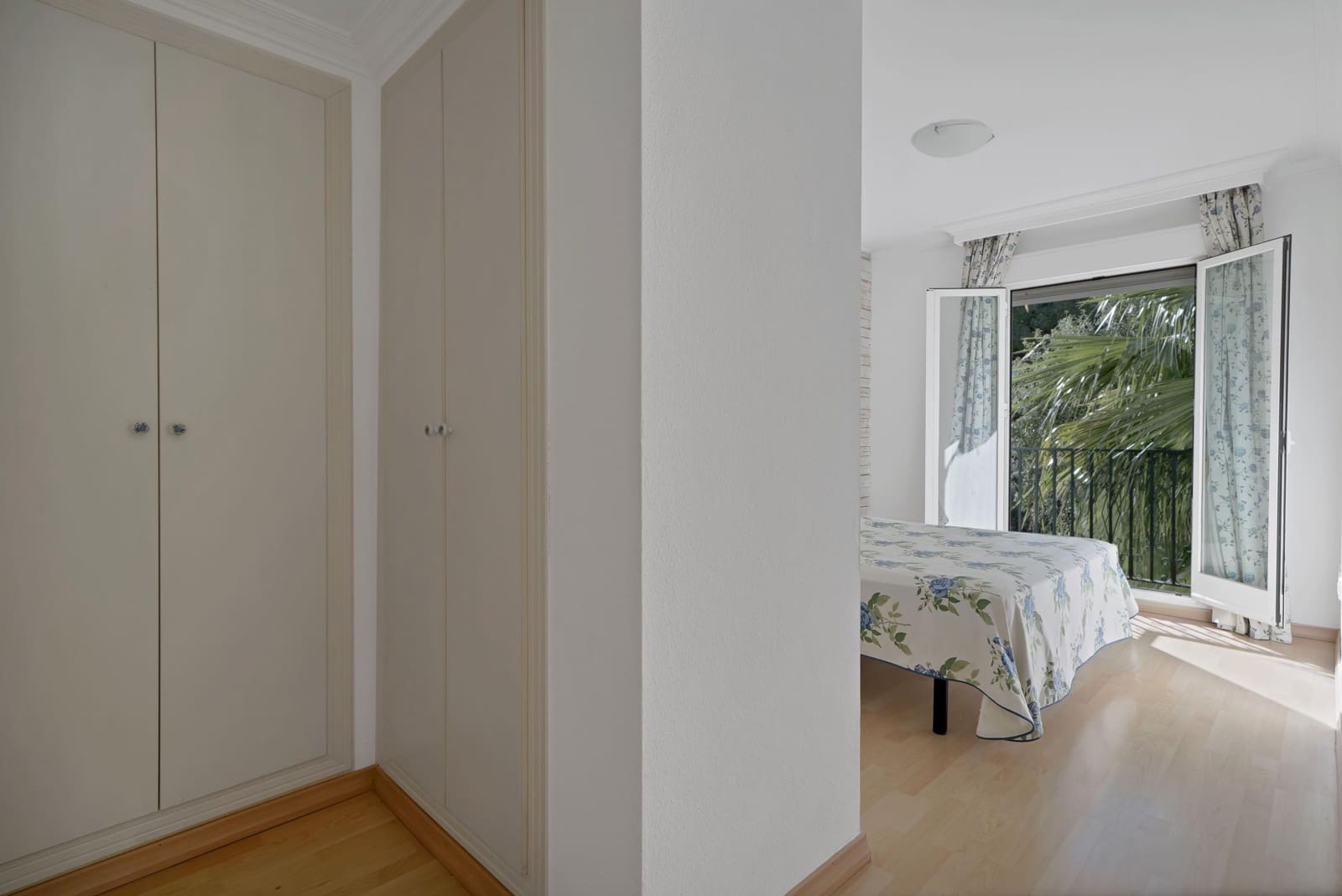 3 bedroom Apartment for sale in Marbella with pool garage - € 519,500 (Ref: 9867277)