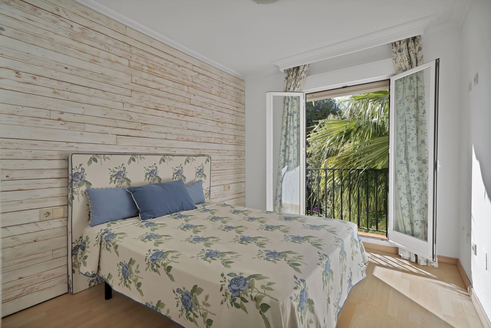 3 bedroom Apartment for sale in Marbella with pool garage - € 519,500 (Ref: 9867277)