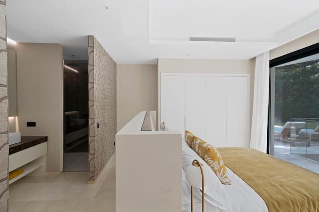 5 soveværelse Villa til leje i Los Naranjos, Marbella med swimmingpool garage - € 30.000 (Ref: 9868826)